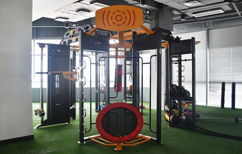 健身房器材